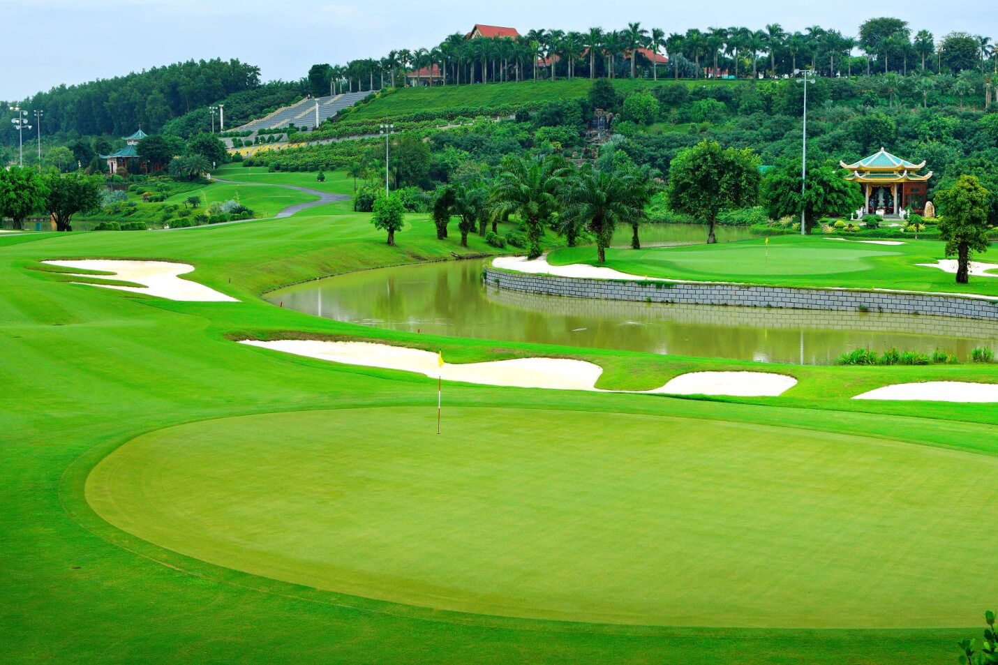 Da Nang Golf Tour 5Days 4 Nights with Best Price | Da Nang Package Golf, Stay and Travel | Viet Nam Trip 